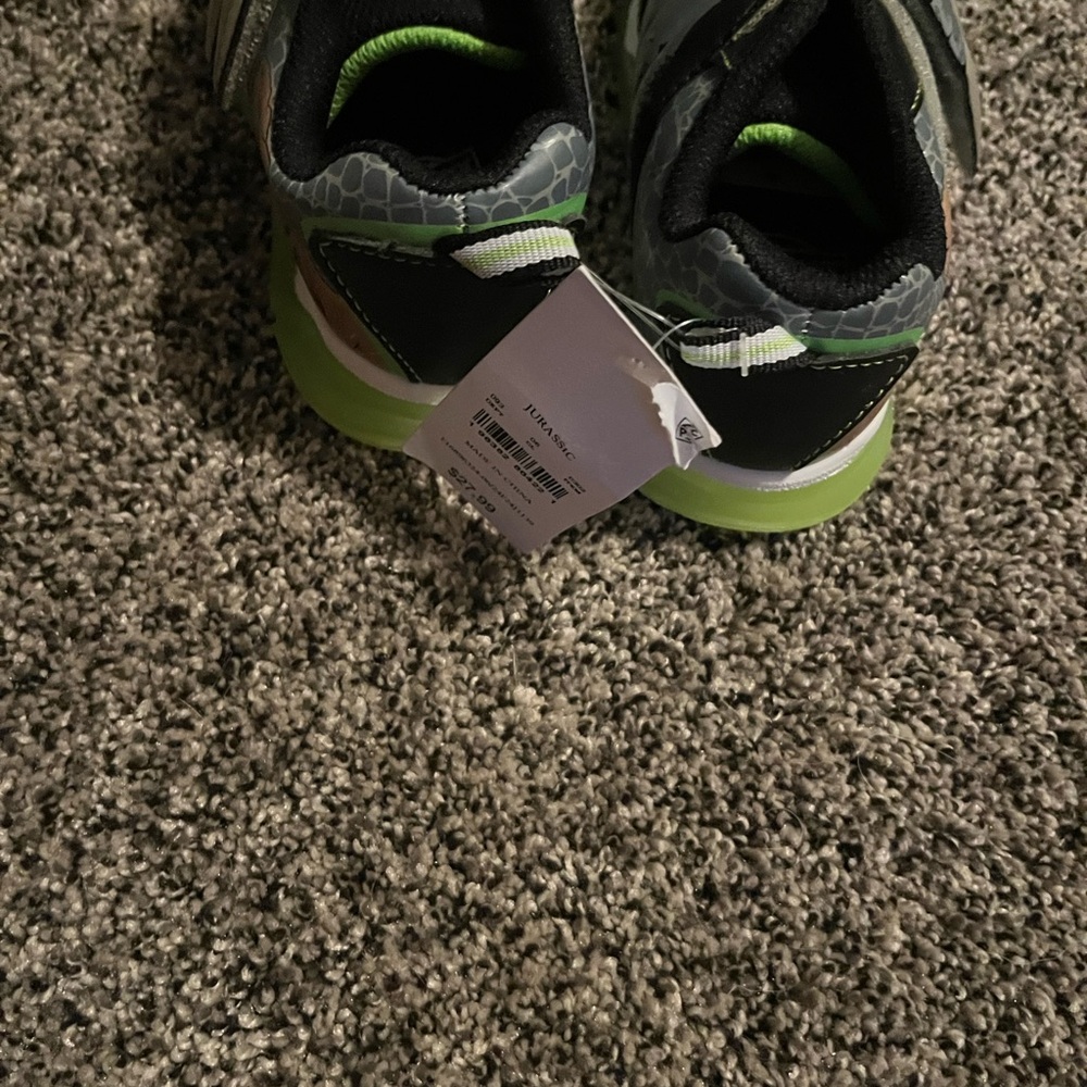 Jurassic boys shoes. #K2 - Picture 2 of 4